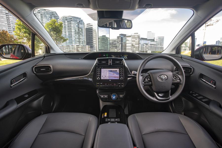 Торпедо Toyota Prius 2019 года  (AU) (фото 5 из 8)